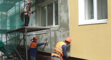 В Заинске при ремонте фасада жилых домов применят технологию мокрого фасада